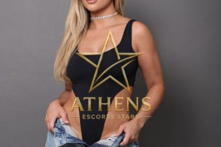 SEXY-ESCORT-GIRL-YASMIN-1